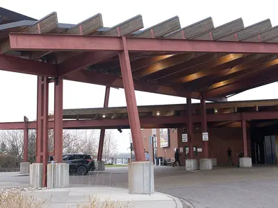 Casino Ajax, Ajax, from outside